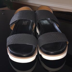 Franco Sarto Shoes - ⭐️HOST PICK⭐️ Wedge Sandal Franco Sarto Shoes - ⭐️HOST PICK⭐️ Wedge Sandal